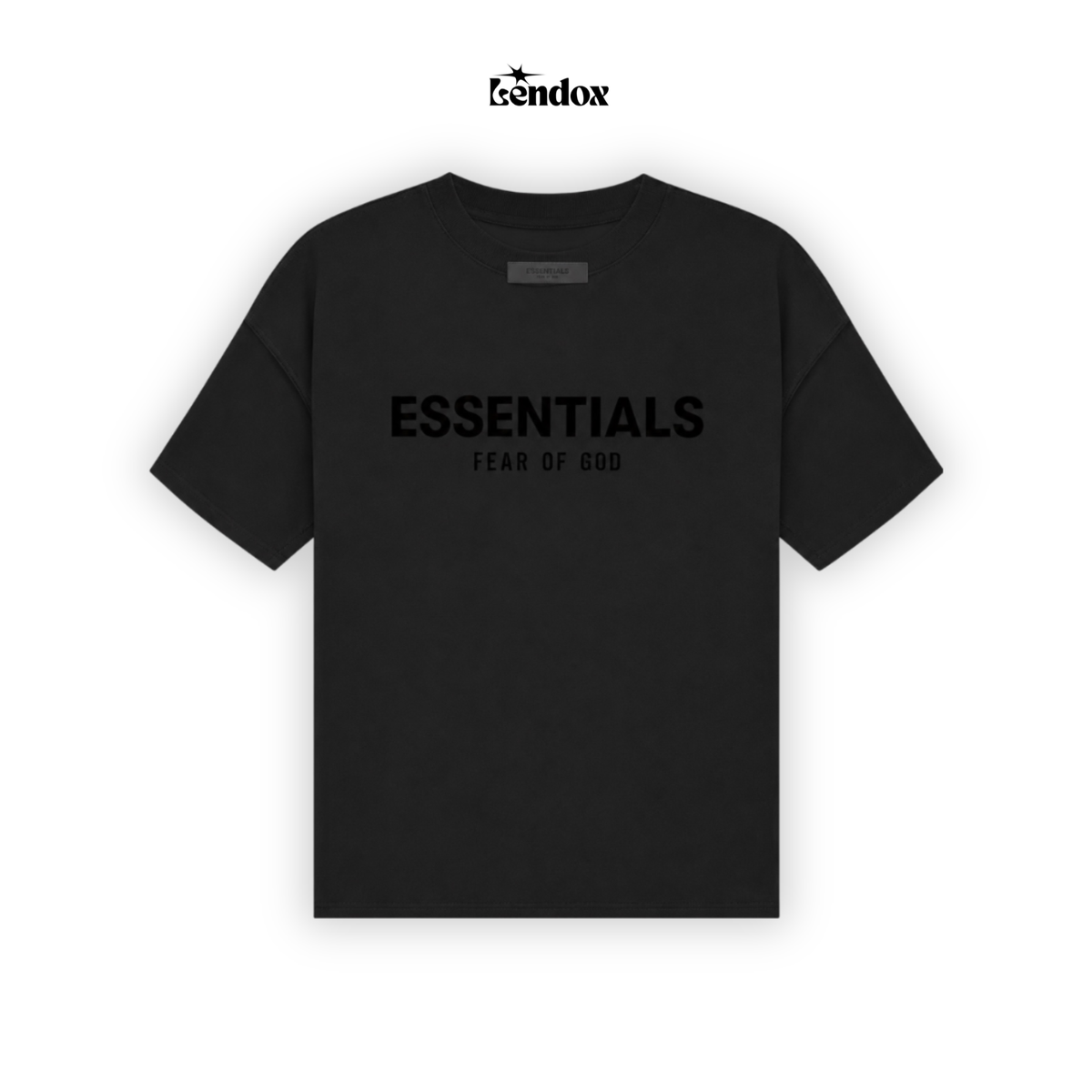 PLAYERA NEGRA ESSENTIALS
